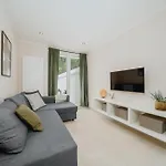 Апартаменты Homely - Huge Terrace, Modern, Quiet, Near Kudamm