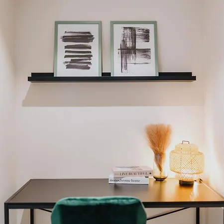 Homely - Huge Terrace, Modern, Quiet, Near Kudamm * 베를린