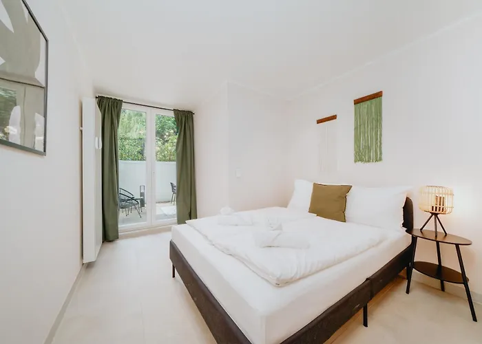 Homely - Huge Terrace, Modern, Quiet, Near Kudamm شقة *