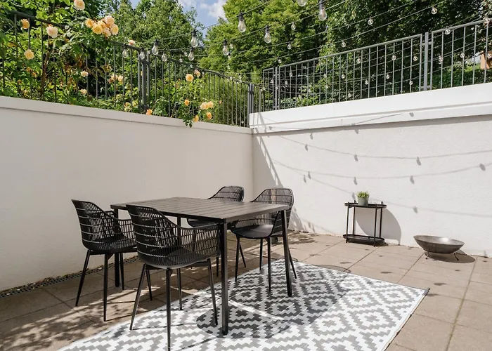 Homely - Huge Terrace, Modern, Quiet, Near Kudamm Apartman *