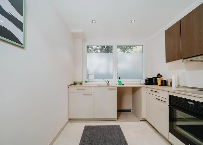 Homely - Huge Terrace, Modern, Quiet, Near Kudamm Apartman Berlin