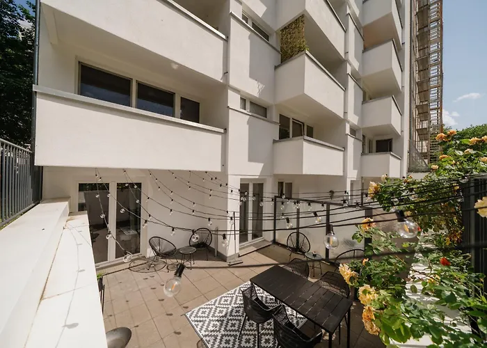 Homely - Huge Terrace, Modern, Quiet, Near Kudamm * برلين