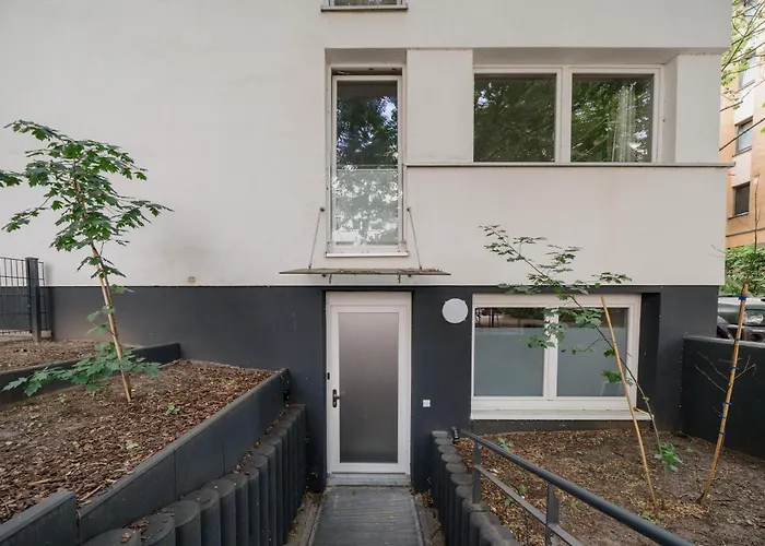 Homely - Huge Terrace, Modern, Quiet, Near Kudamm برلين