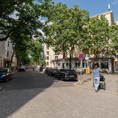 Homely - Huge Terrace, Modern, Quiet, Near Kudamm Apartamento