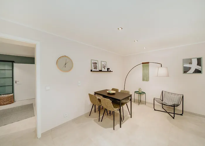 Apartamento Homely - Huge Terrace, Modern, Quiet, Near Kudamm